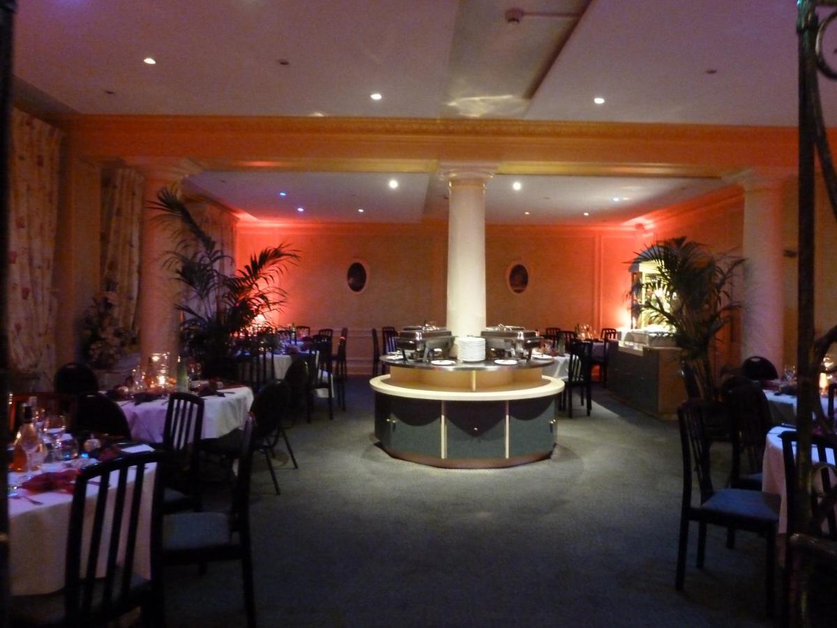 Hotel Logis Le Midland Vichy Zewnętrze zdjęcie